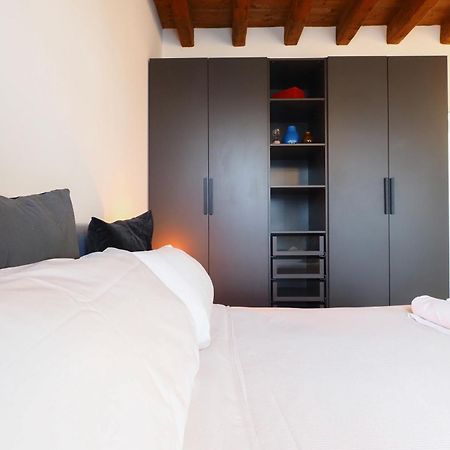 Primopiano - Zumbini Lägenhet Milano Exteriör bild